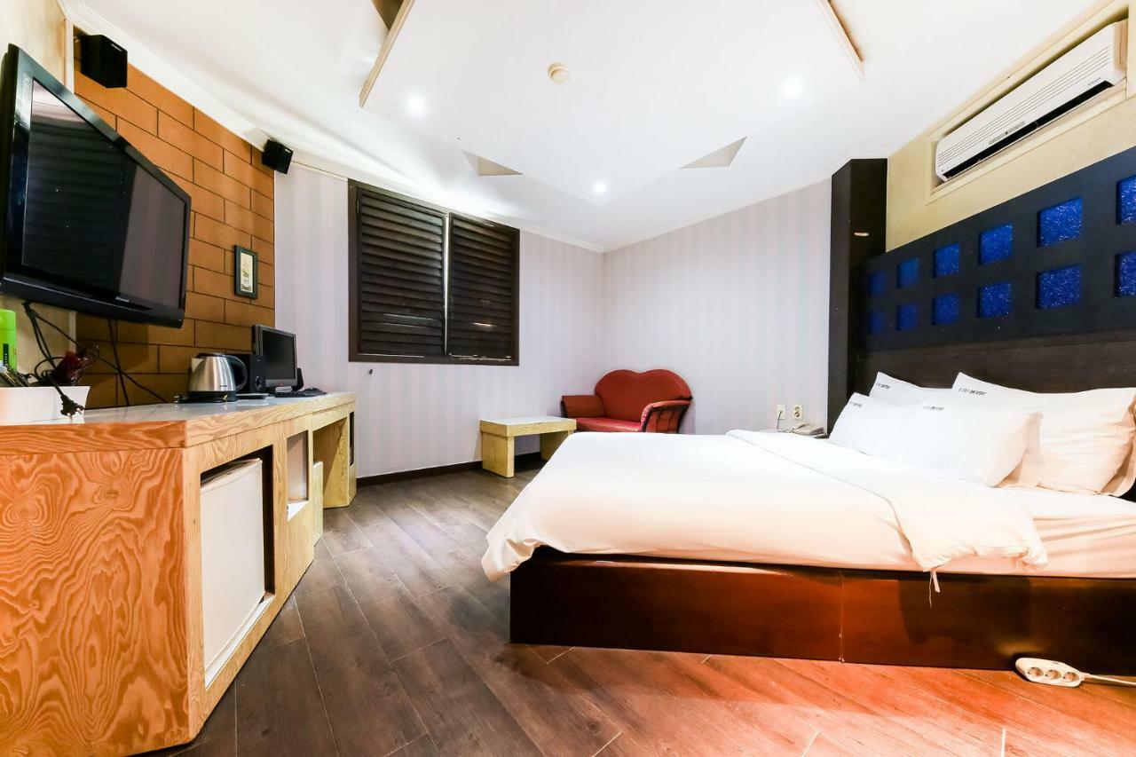 Hotel Rooky Тэджон Экстерьер фото