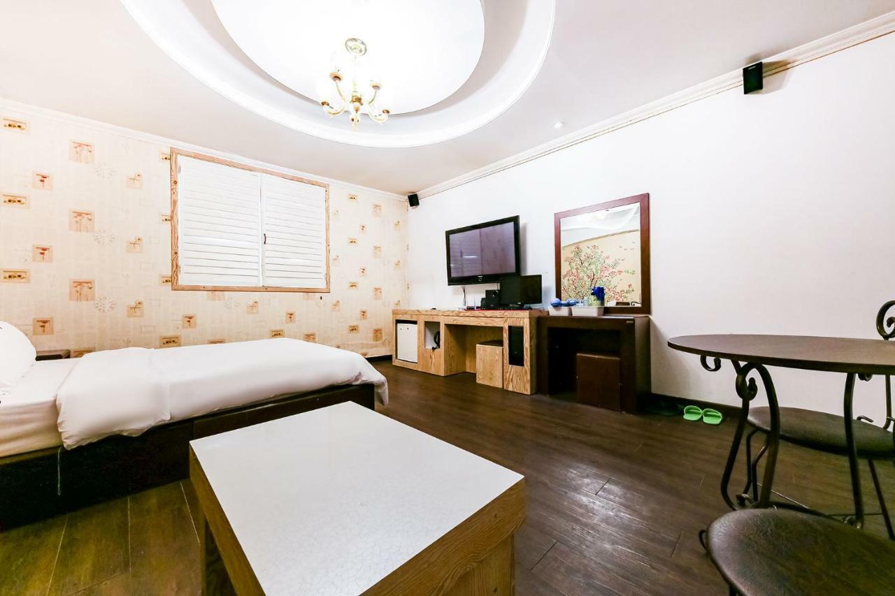 Hotel Rooky Тэджон Экстерьер фото