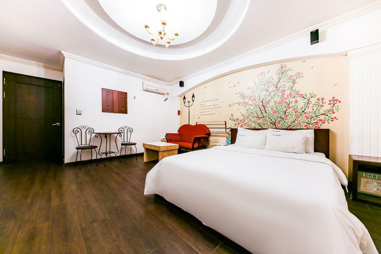 Hotel Rooky Тэджон Экстерьер фото